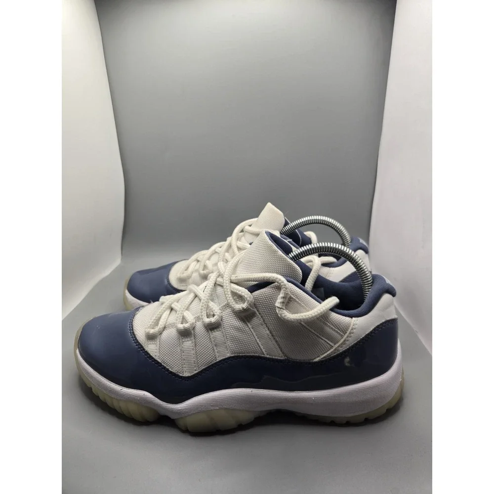 Air Jordan 11 Retro Low Diffused BlueMens Size 8.5  FV5104-104